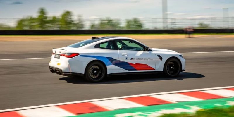 Гоночная Академия BMW M. Уровень 1 (BMW М3 / М4) — Ленинградская область · Автодром «Игора Драйв»