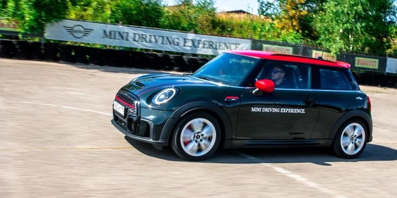 MINI СКОРОСТНОЙ — Московская область · Полигон BMW Driving Experience